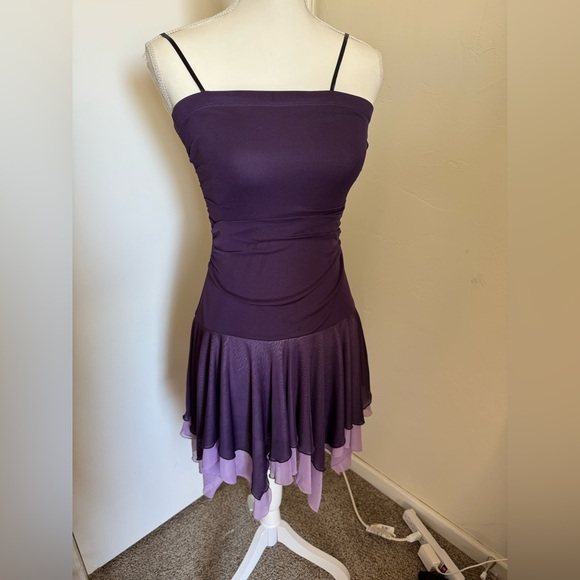 City Triangles Dresses & Skirts - Y2K Vintage City Triangles purple strapless mini dress Asymmetrical Hem Small